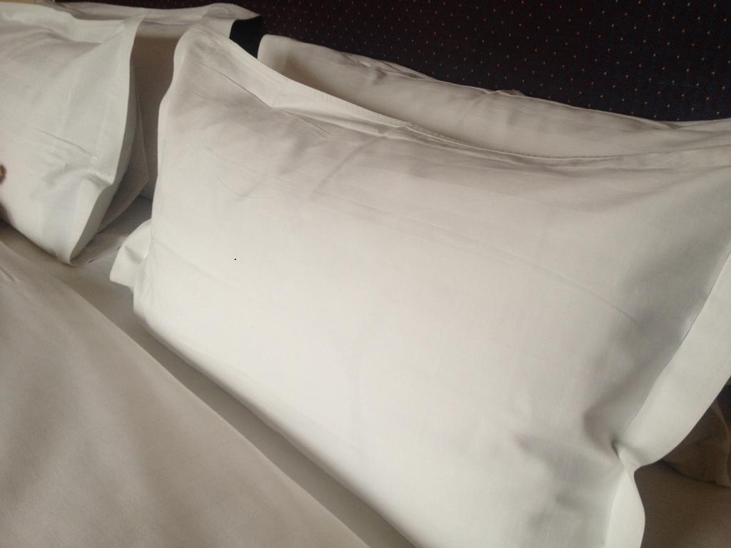 ลอนดอน โฮเต็ล Hotel โอเดสซา ห้อง รูปภาพ