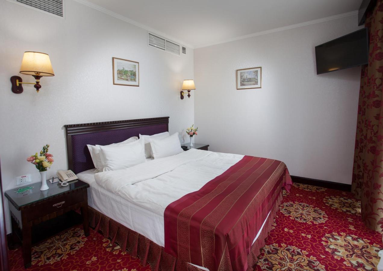 ลอนดอน โฮเต็ล Hotel โอเดสซา ภายนอก รูปภาพ