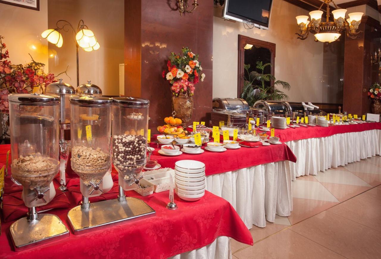 ลอนดอน โฮเต็ล Hotel โอเดสซา ภายนอก รูปภาพ